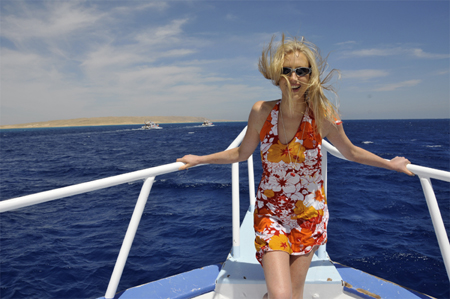 Als Moderatorin für Web TV – Panasonic Workshop am und im roten Meer